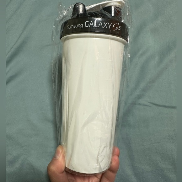 Samsung Galaxy S “The Next big Thing is Here” White Water Bottle - Picture 2 of 2